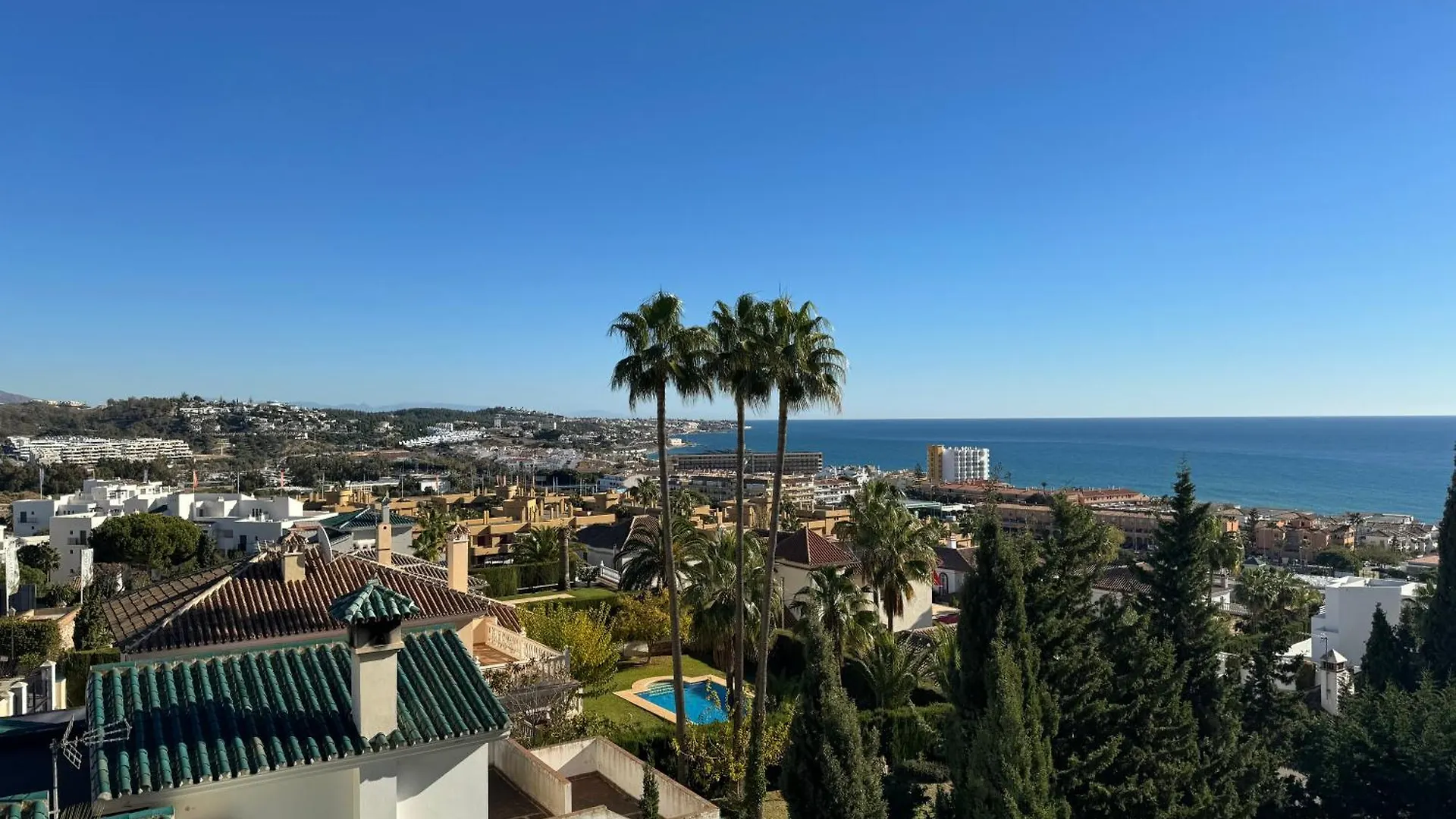 Appartement Lets In The Sun La Cala De Mijas Contemporary 3 Bed à Málaga