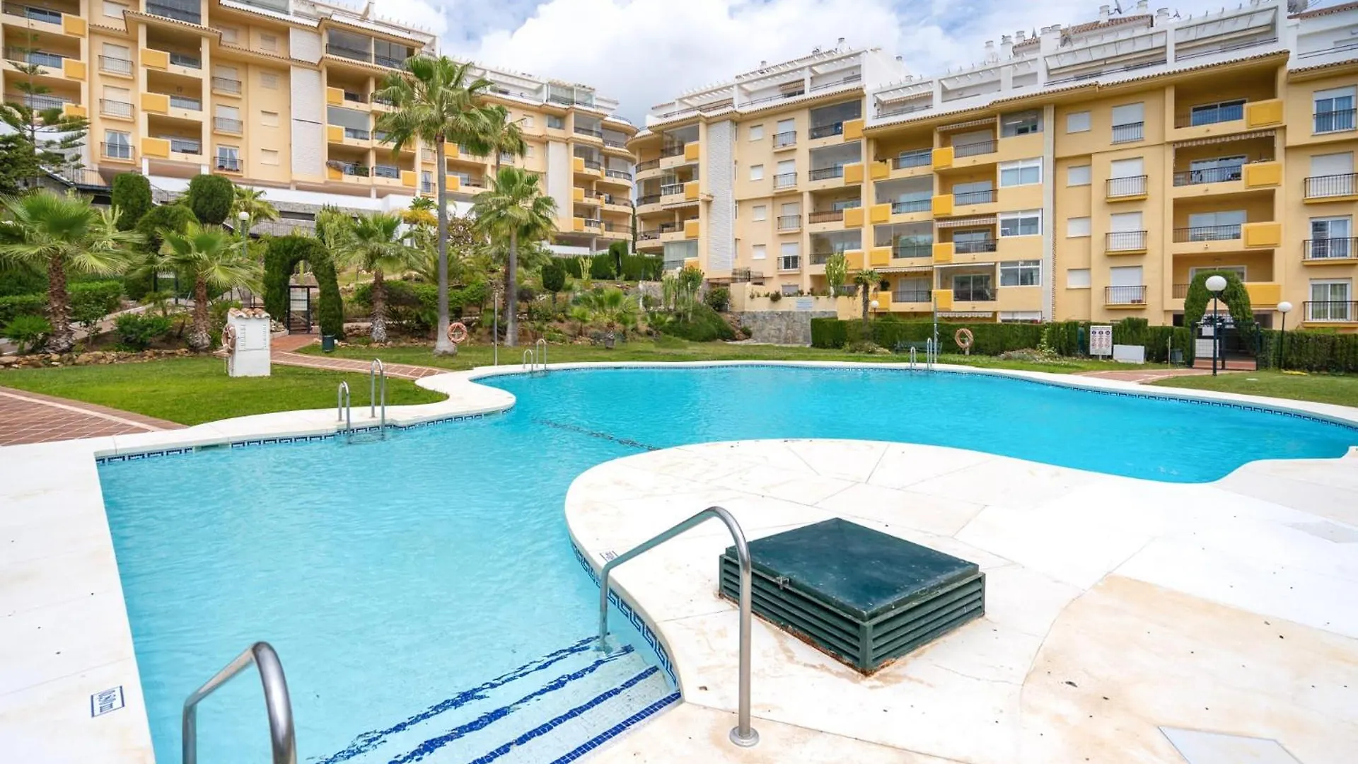 Lets In The Sun La Cala De Mijas Contemporary 3 Bed Apartment Malaga